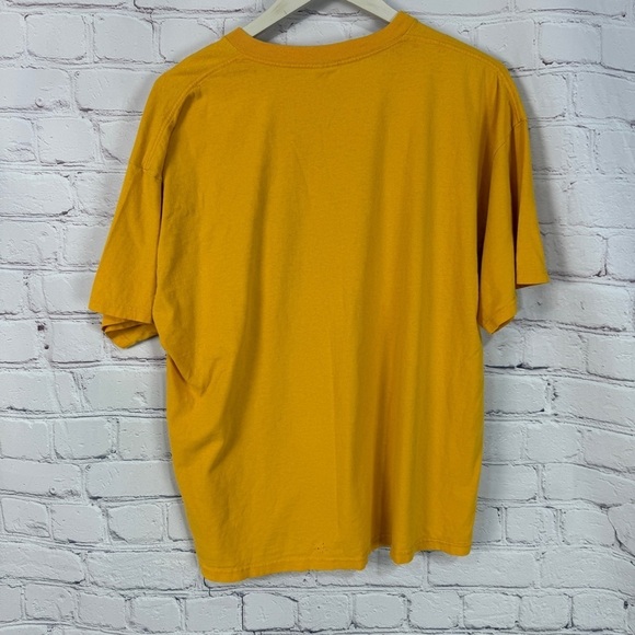 Vintage Yellow Short Sleeve Tee Graphic Design
Tiki Hawaii size 2XL distressed - Picture 5 of 8